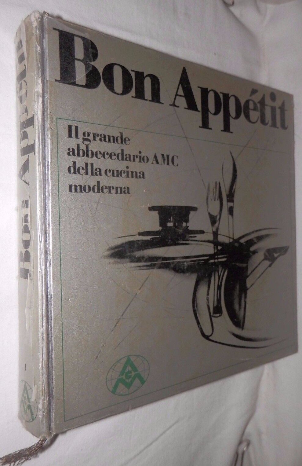 24080284