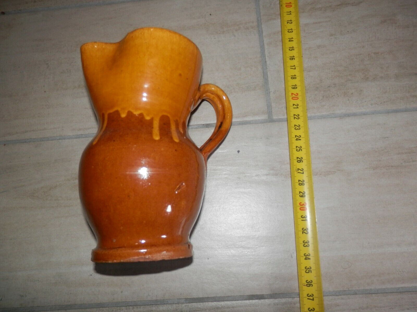 24007102