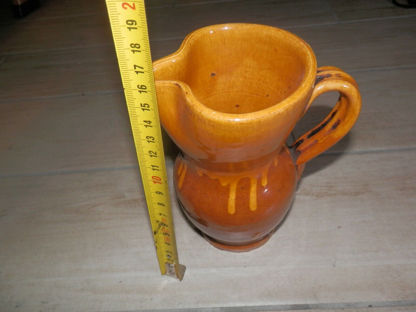 24007109