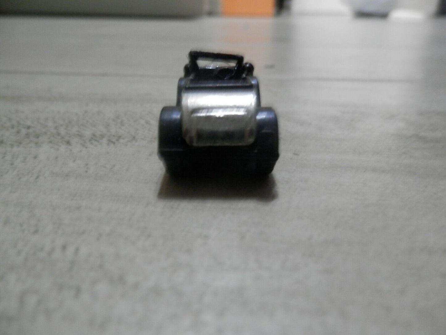 24010913