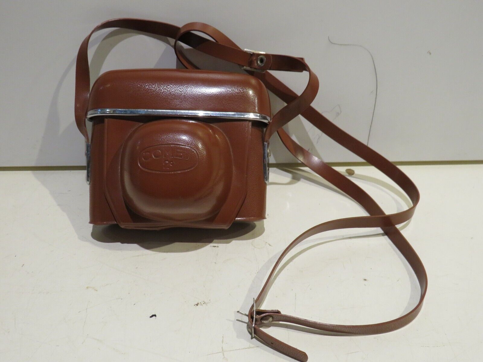 Appareil photo ancien rare : Le Bencini Comet II