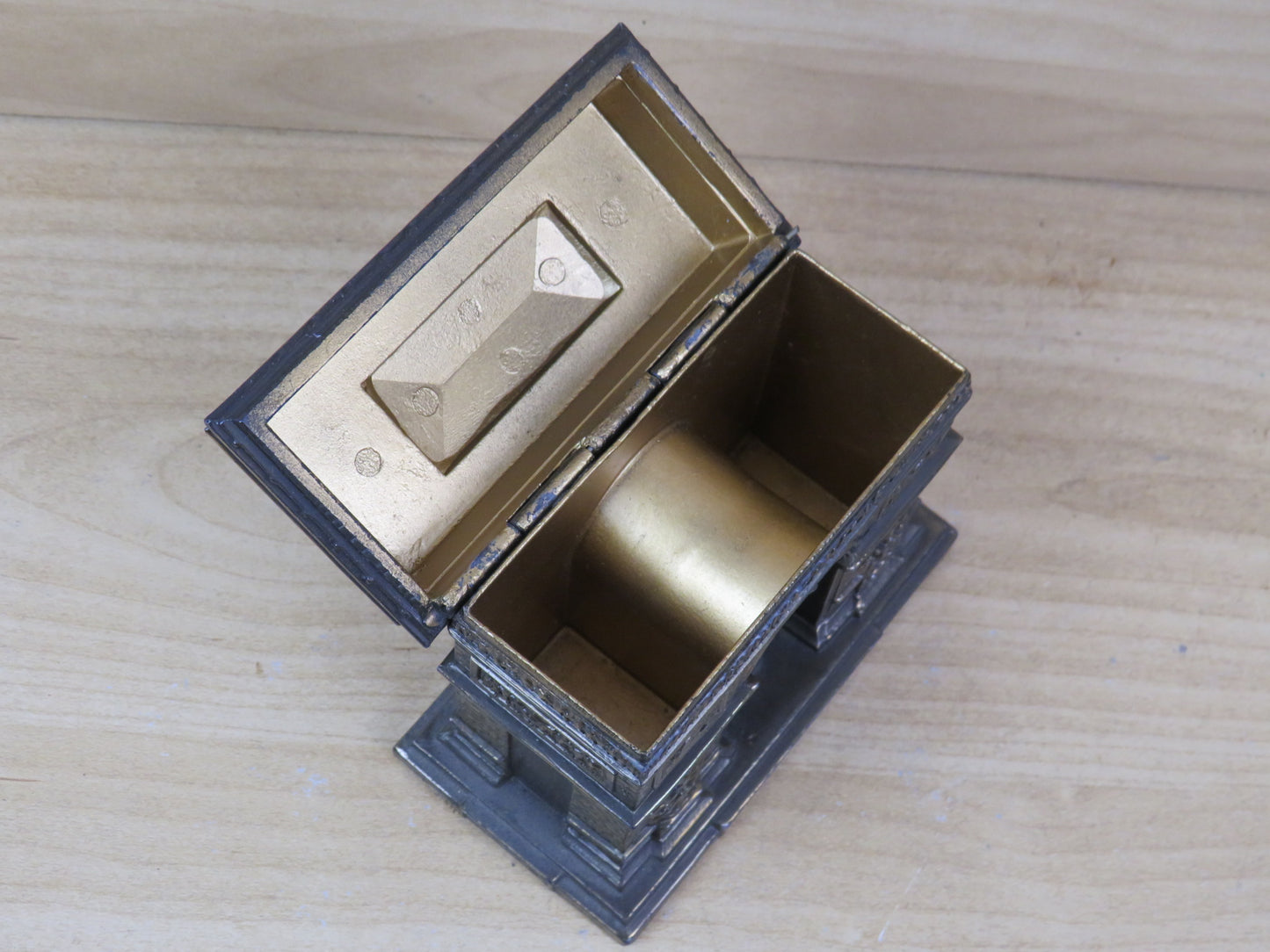28500651