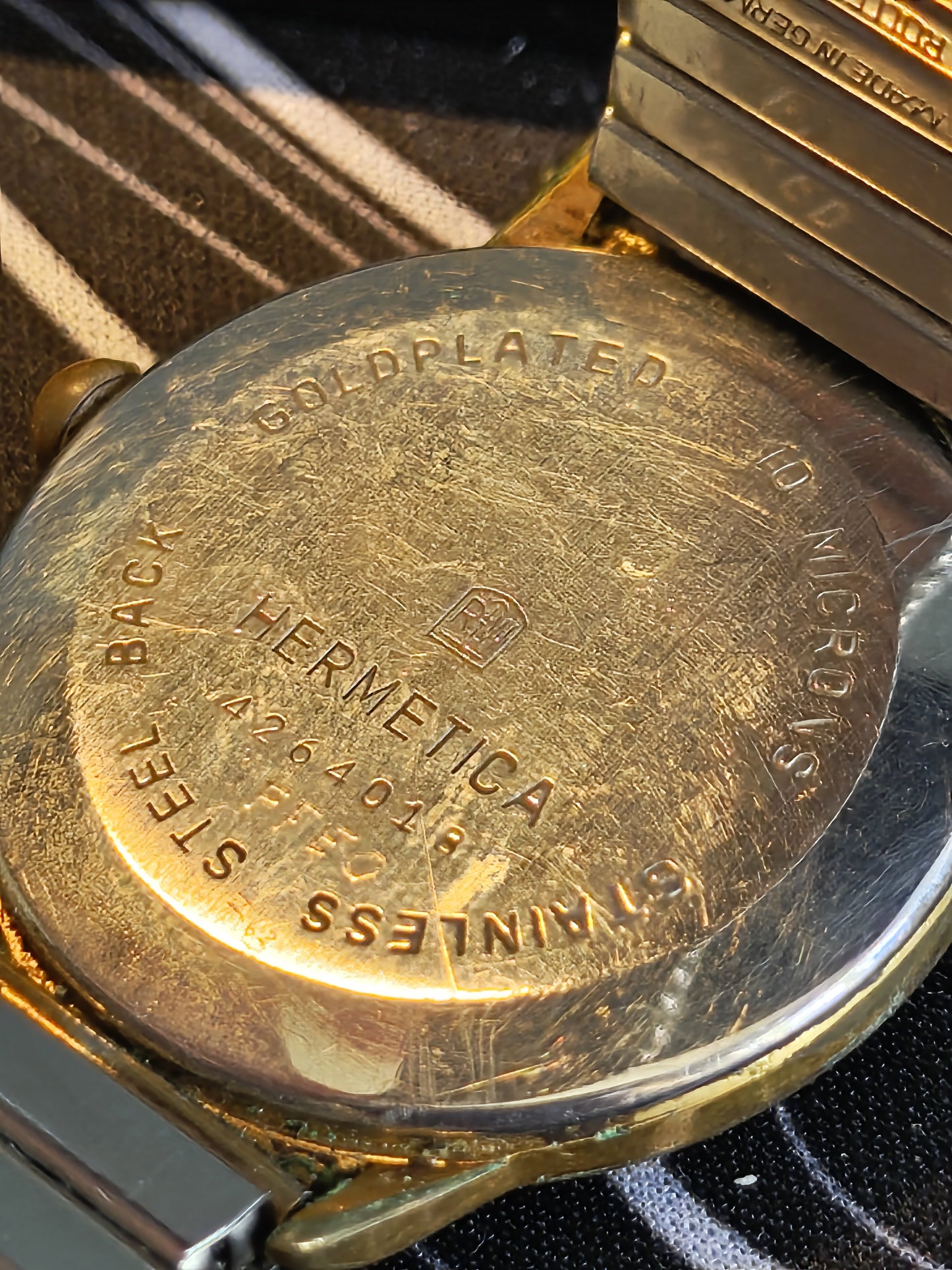 30905184