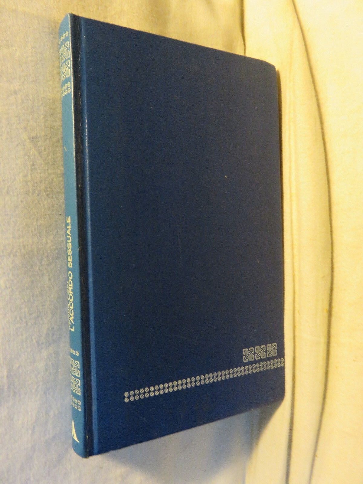 24039518