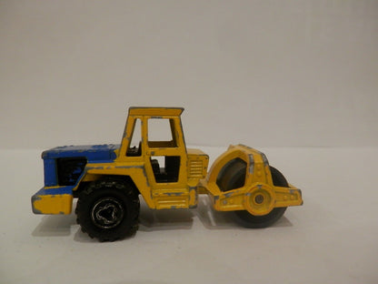 23993086
