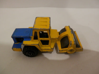 23993083