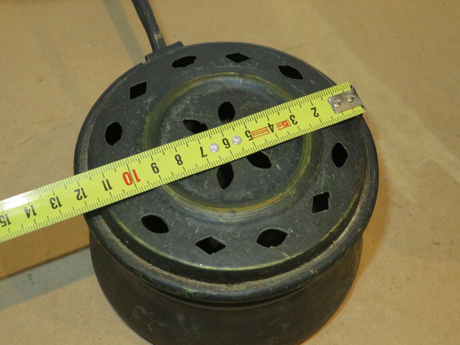 24046536
