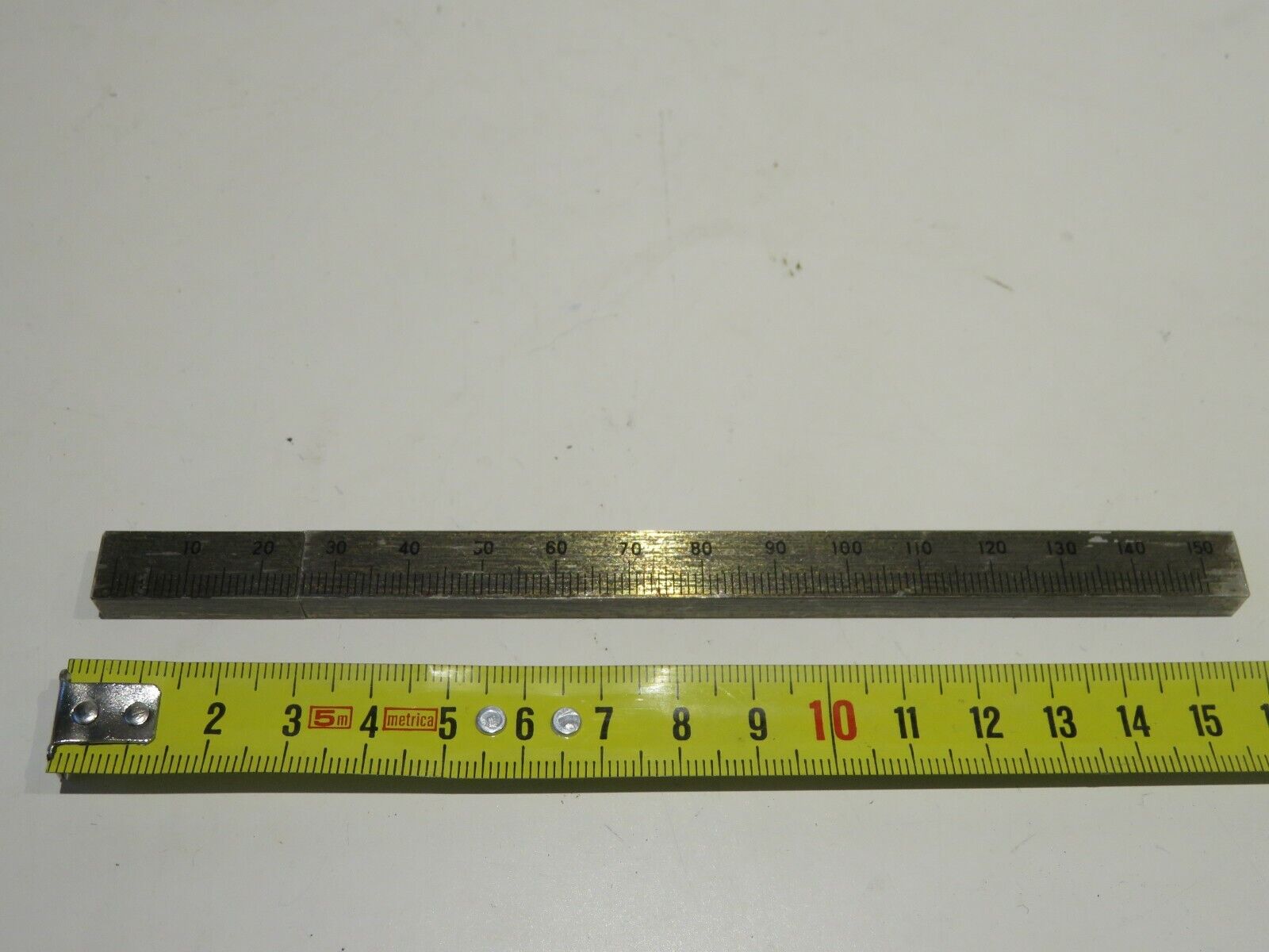 24004589