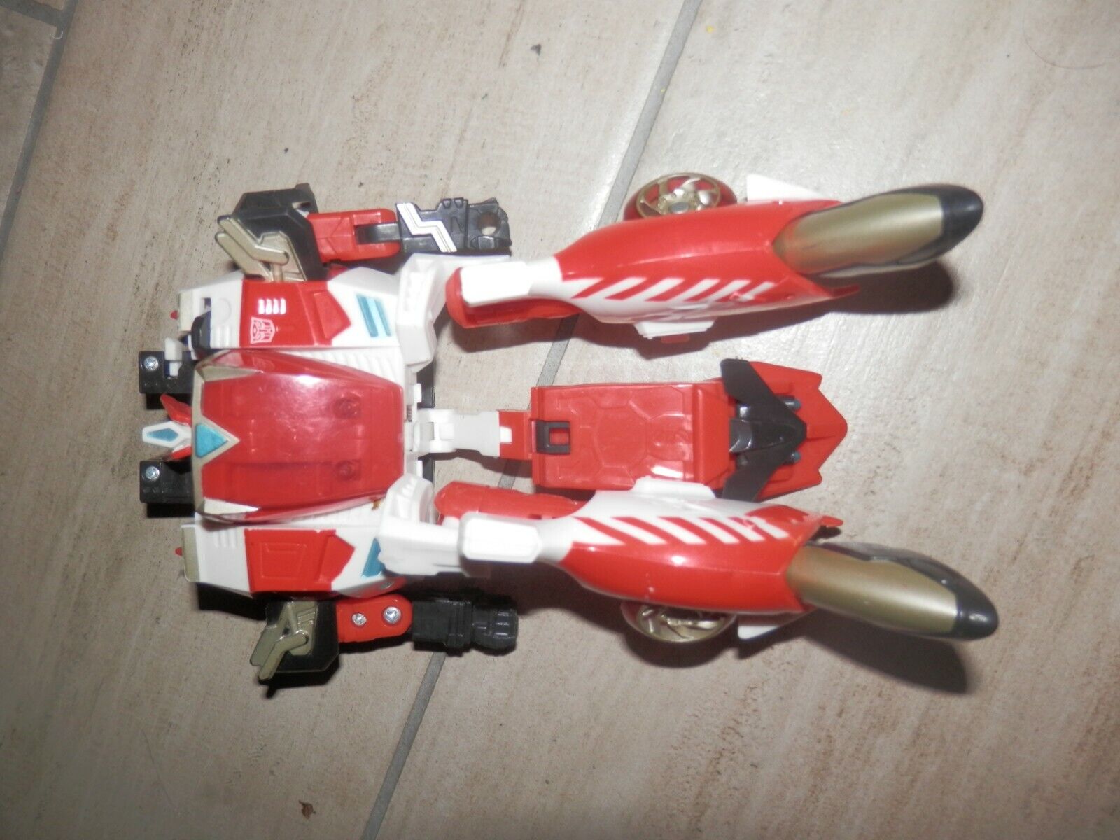 24010685