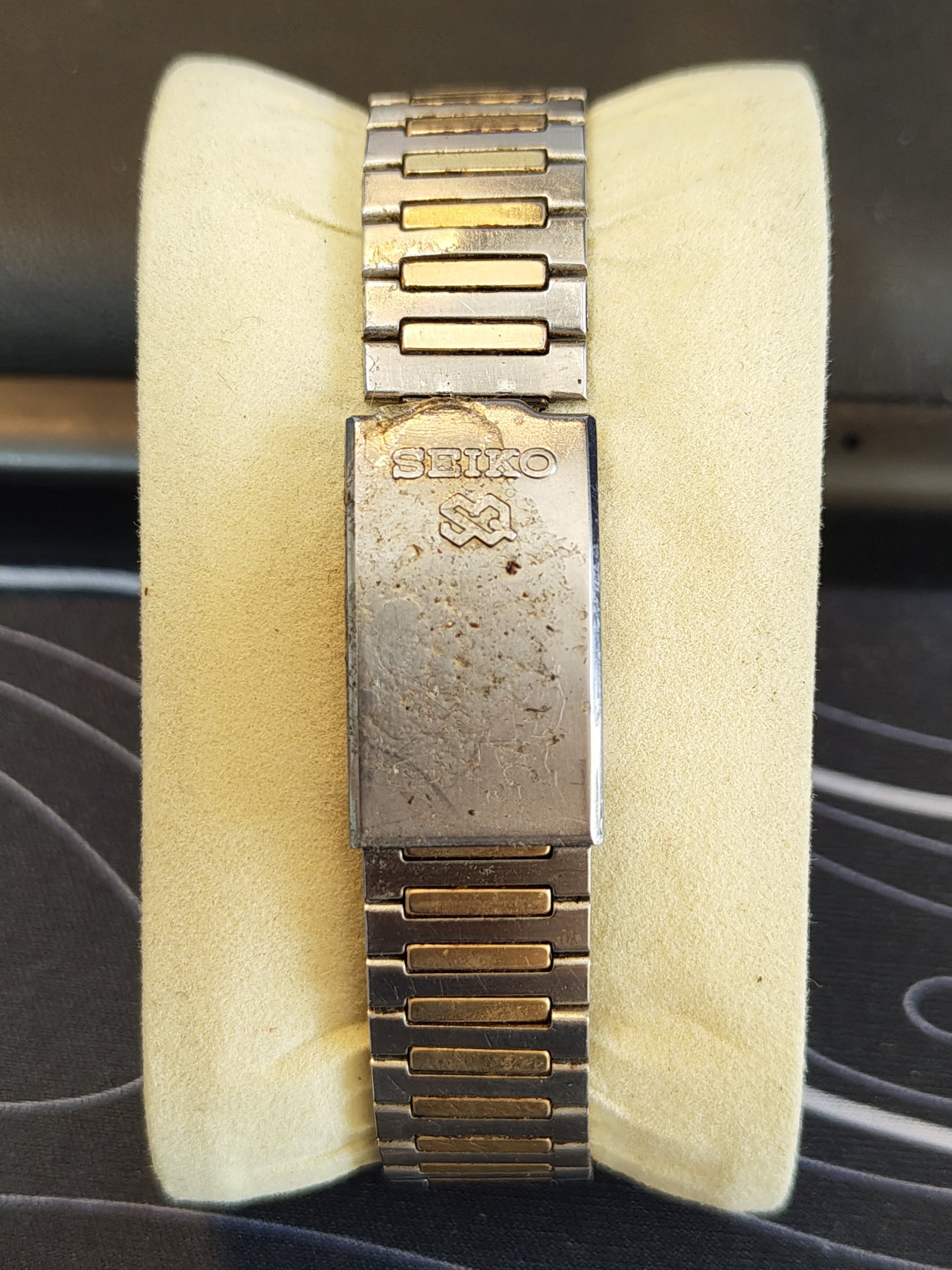 30870968