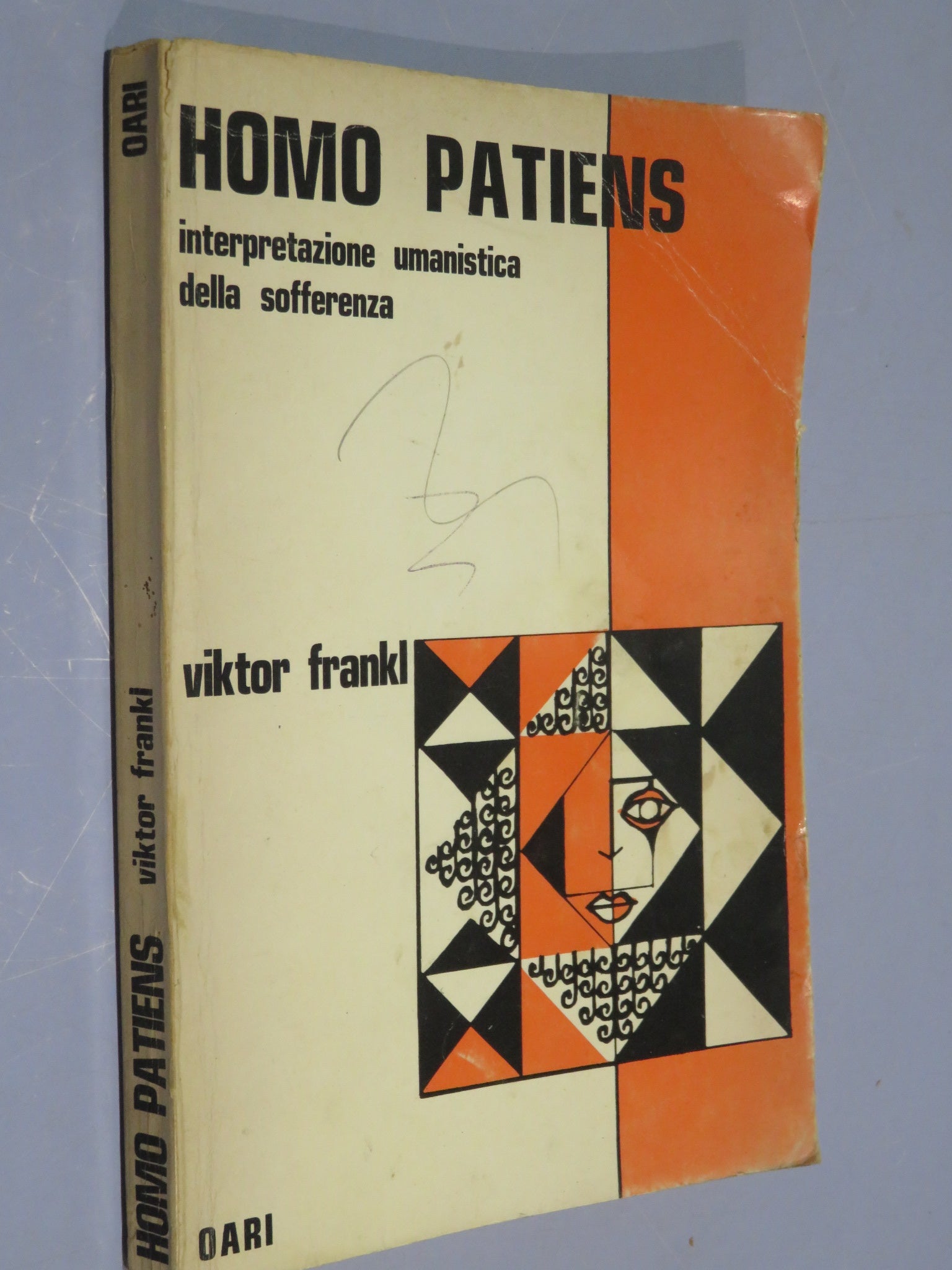 46022300